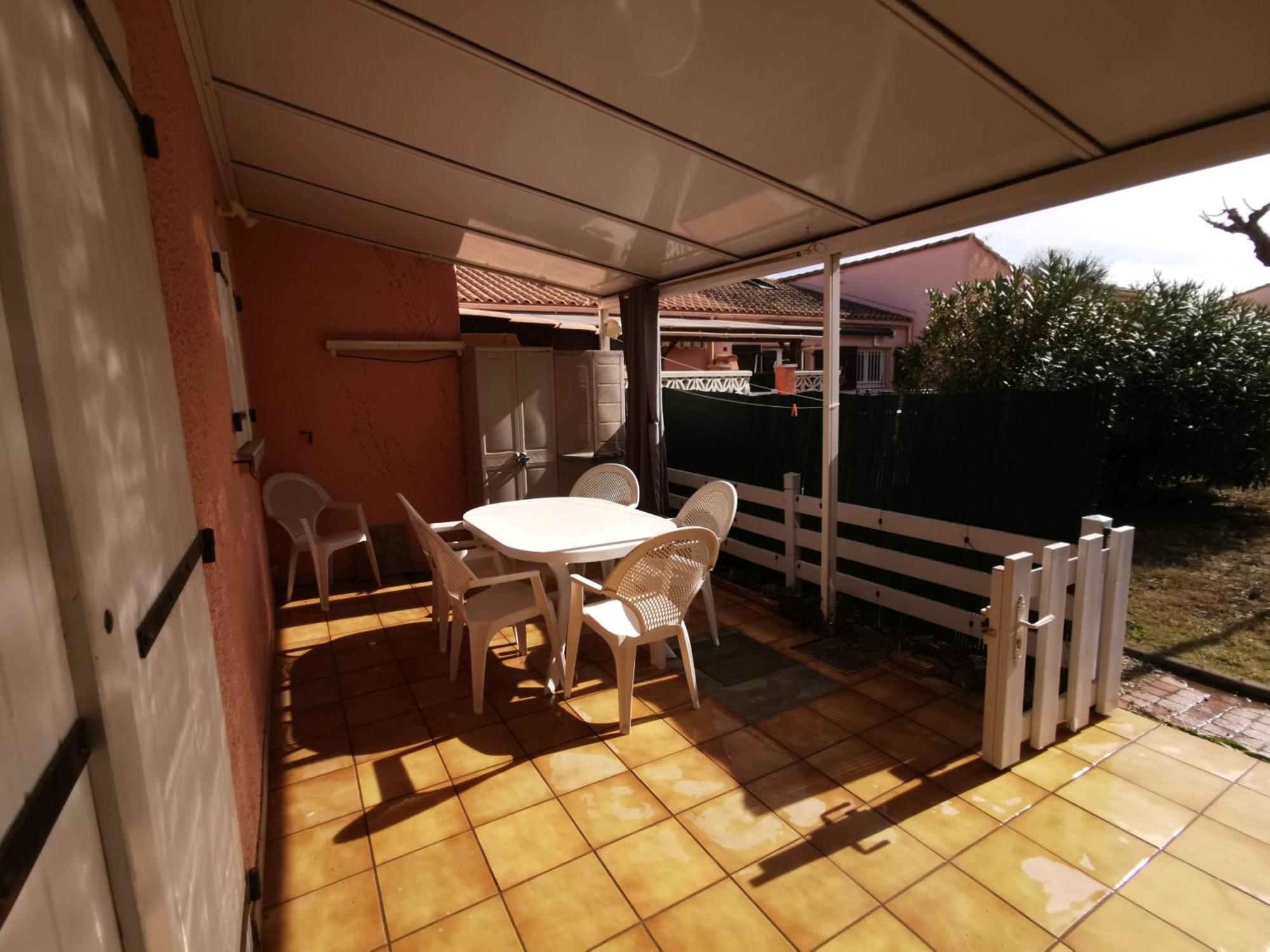 Les Lavandines: Charming Beachside Vacation With Terrace Holiday home *